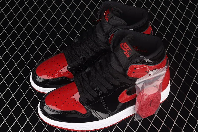 All categories Air Jordan Jordan series basketball shoes Air Jordan 1 High Pure original version Air Jordan 1 High OG "Bred Patent" AJ1 Joe 1 patent leather black and red high-top basketball shoes 575441-063